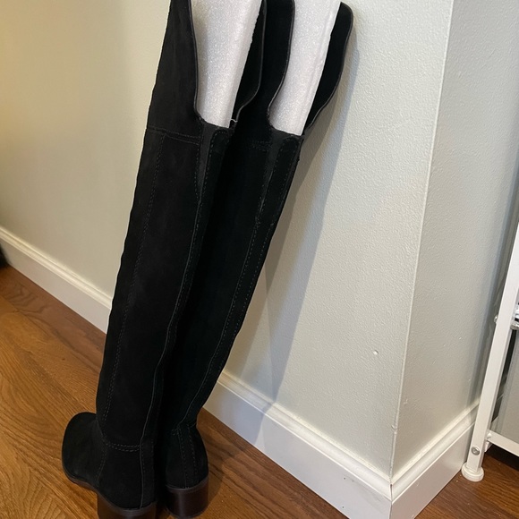 NEW Coach Lucia OTK black suede boot - Picture 3 of 4